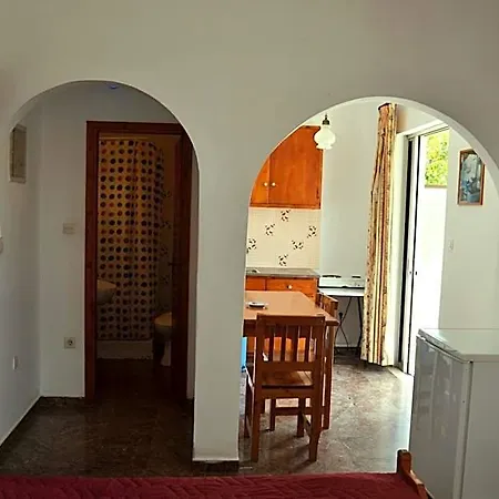 Otel Kaikas & Galatás